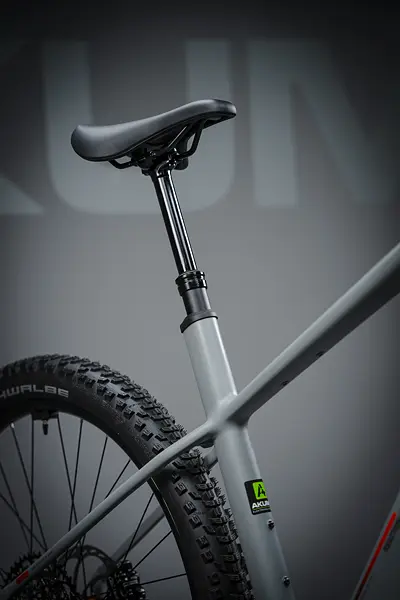 Cube Reaction Hybrid RACE 800 - vulcan´n´orange