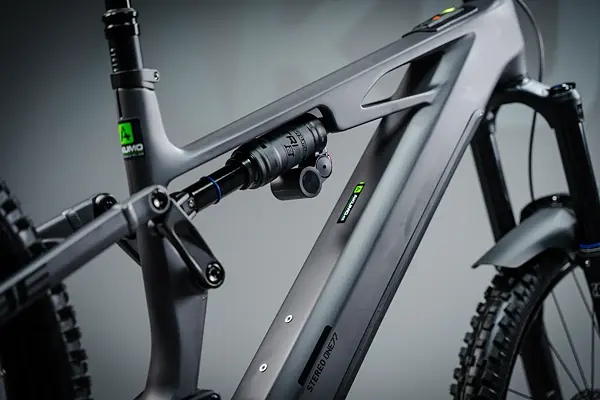 TREK Powerfly+ 6 Gen 5, 29" - Lunar Silver/Mercury