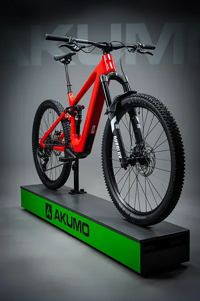 Steppenwolf Tundra 9.0 (800 Wh) 2026 - racing red gloss