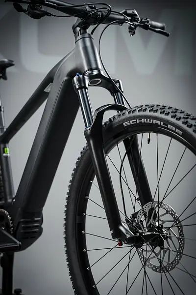 Cube Reaction Hybrid PRO 800 - blackline