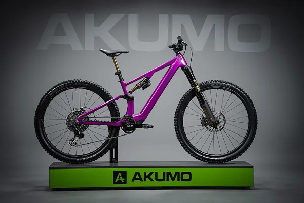 Crussis e-Full 12.11-PRO X (800 Wh) 2026