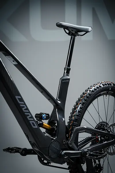 UNNO MITH PRO DJI AVINO 800wH 2026