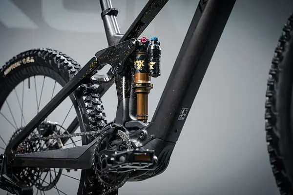 Raymon Tarok Ultimate - carbon stealth