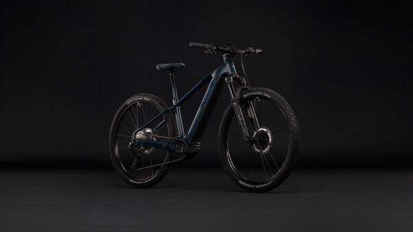 Cube Reaction Hybrid SLT 800 - night´n´reflex
