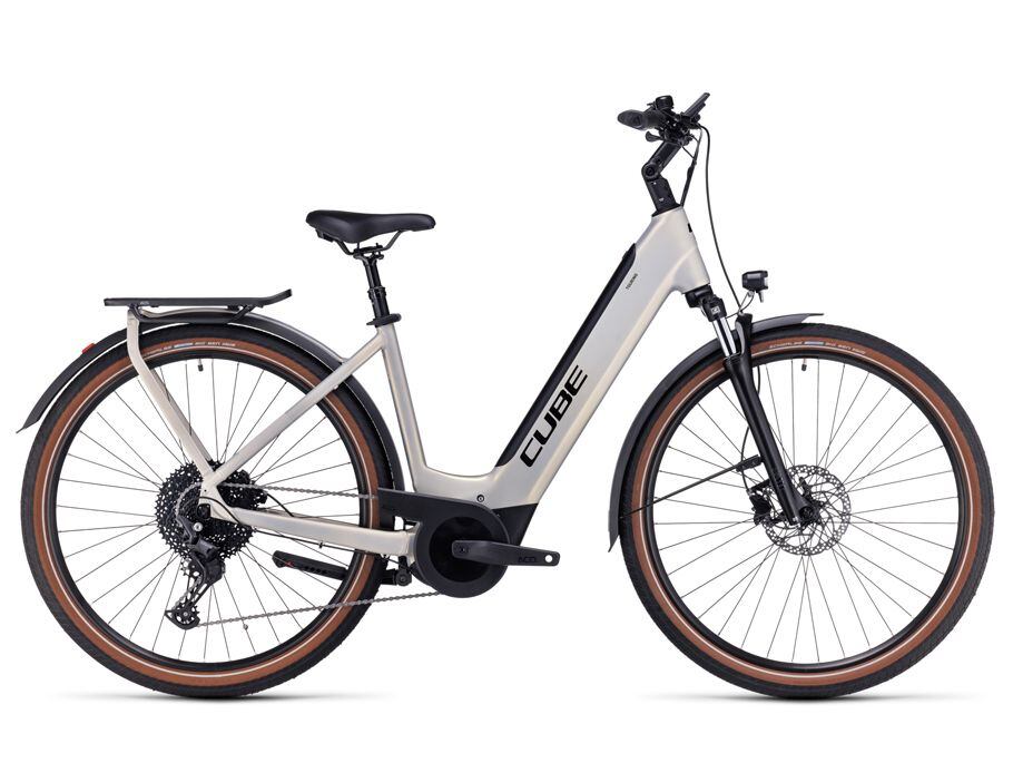 Cube Touring Hybrid Pro Easy Entry 625 - Pearlysilver´n´black