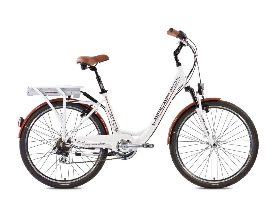 Leader Fox Lotus 2014, 19" - bílá - BAZAR