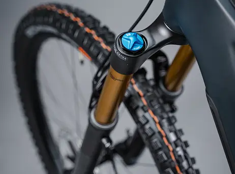 Cube Stereo Hybrid ONE44 HPC AT - Carbon´n´gold