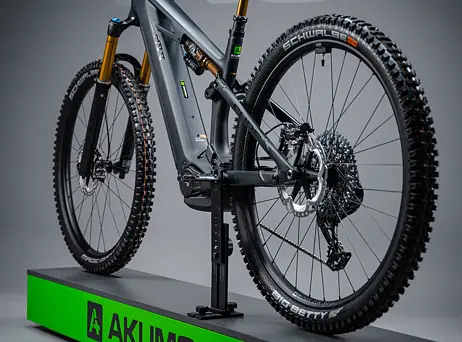 Cube Stereo Hybrid ONE44 HPC AT - Carbon´n´gold
