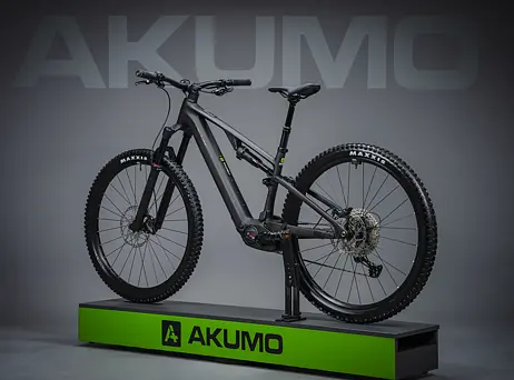 Cube AMS HYBRID ONE44 C68X RACE 400X 29