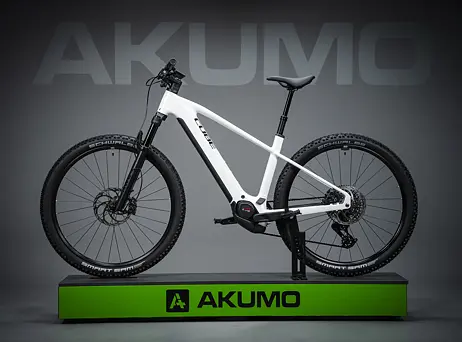 Cube Reaction Hybrid SLT - Metallicwhite´n´black