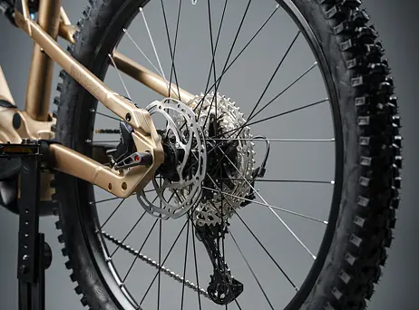KTM Macina Kapoho 8972 - Golden Dust Matt (Black)