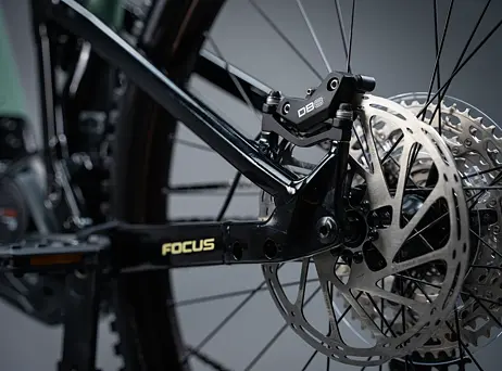 Focus Thron² 6.8 - Mineralgreen glossy/Magicblack glossy