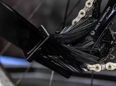 MUC-OFF BICYCLE CHAIN BRUSH - Kartáč na čištění řetězů