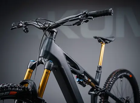 Cube Stereo Hybrid ONE44 HPC AT - Carbon´n´gold