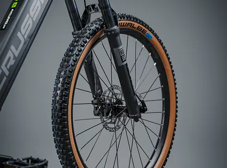 CRUSSIS ONE-GUERA 10.10 (720 Wh) 2025 - dámské horské elektrokolo