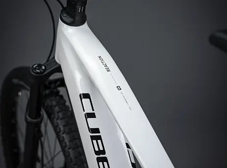 Cube Reaction Hybrid SLT - Metallicwhite´n´black