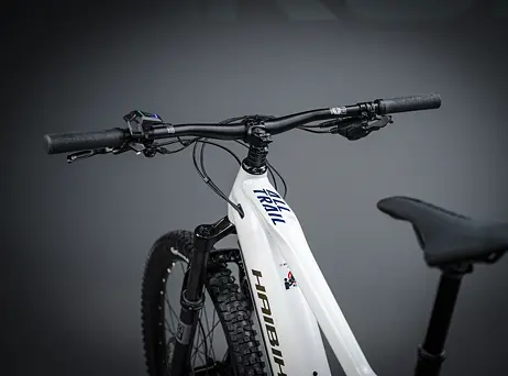 Haibike ALLTRAIL 8 27.5 - white/blue/gold