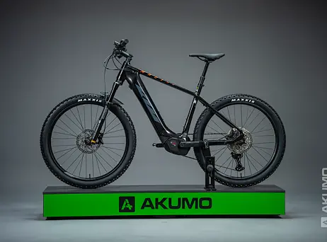 KTM Macina Team 672 - Flaming Black (Grey+Orange)