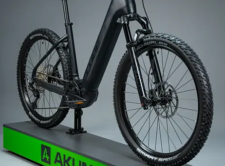 Cube Reaction Hybrid SLX 750 Easy Entry - Black´n´reflex