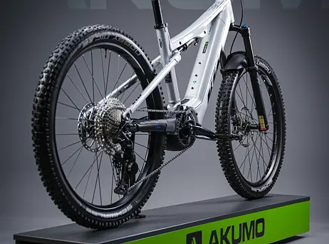 KTM Macina Lycan 772 - Starlight Silver