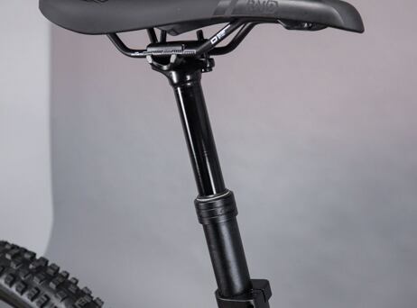 KTM Macina Lycan 771 - Flaming Black (Space Orange)