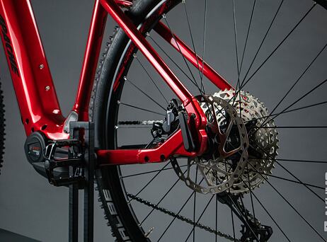 Apache Hupahu Bosch 3 - Pearl red
