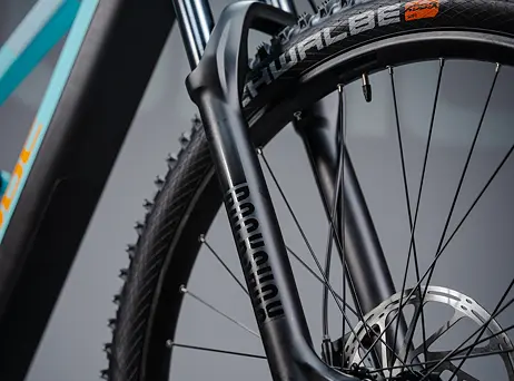 Cube Stereo Hybrid 140 HPC Race 625 - Dazzle´n´orange