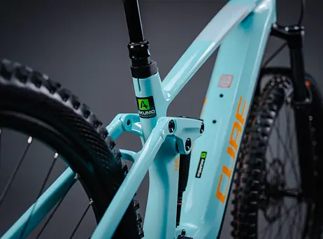 Cube Stereo Hybrid 140 HPC Race 625 - Dazzle´n´orange
