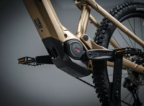 KTM Macina Kapoho 8972 - Golden Dust Matt (Black)