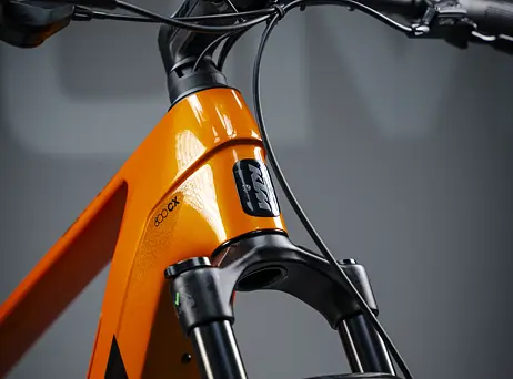 KTM Macina Team 892 - Fresh orange (Black)