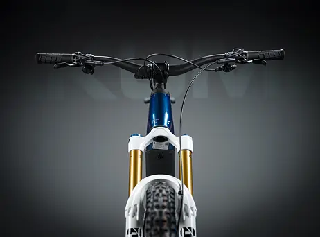 Cube Stereo Hybrid ONE77 HPC AT - Actionteam