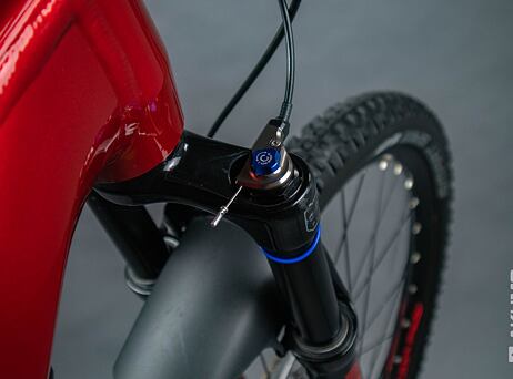 Apache Hupahu Bosch 3 - Pearl red