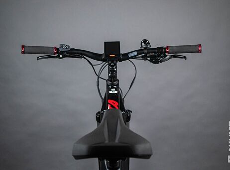 Apache Matta MX 400 (28), vel.M - Black