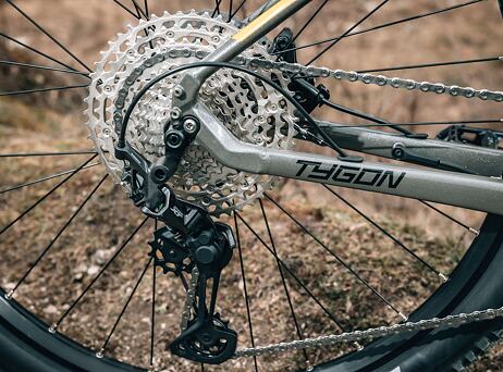 KELLYS Tygon R90 P Grey 29" 725Wh