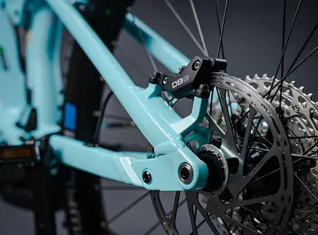 Cube Stereo Hybrid 140 HPC Race 625 - Dazzle´n´orange
