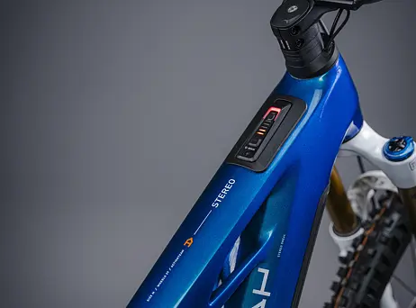 Cube Stereo Hybrid ONE44 HPC AT - Actionteam