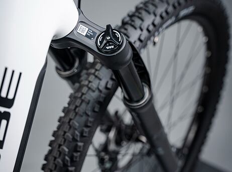 Cube Reaction Hybrid SLT, easy entry - Metallicwhite´n´black