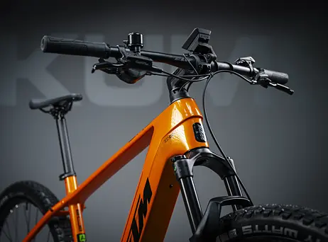 KTM Macina Team 892 - Fresh orange (Black)