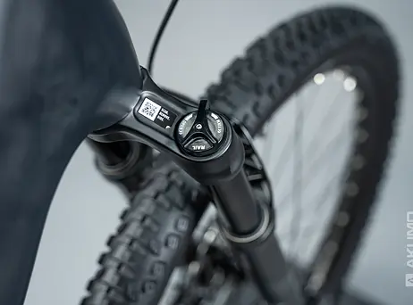 Cube Reaction Hybrid SLX 750 Easy Entry - Black´n´reflex