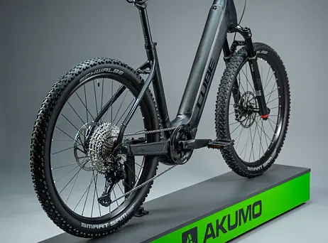Cube Reaction Hybrid SLX 750 Easy Entry - Black´n´reflex