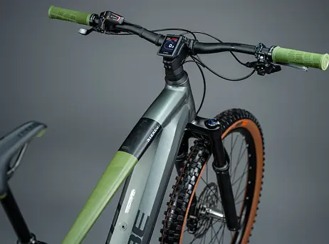 Cube Stereo Hybrid 120 TM 750 - Flashgrey´n´olive
