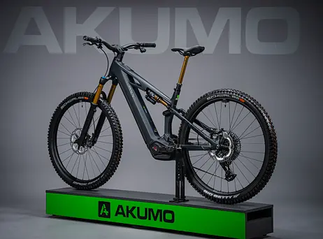 Cube Stereo Hybrid ONE44 HPC AT - Carbon´n´gold