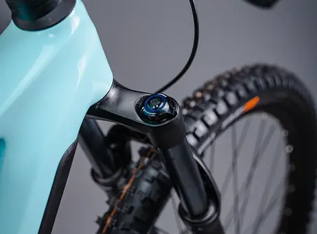 Cube Stereo Hybrid 140 HPC Race 625 - Dazzle´n´orange