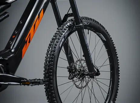 KTM Macina Kapoho 7973 - Flaming black (orange)
