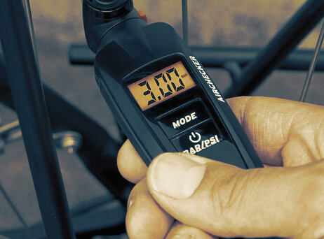 sks-airchecker-tlakomer_3_o.jpg?86c74e2cce098ce1e58d0609f29ca435