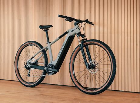 Cube Reaction Hybrid Performance 500 - swampgrey´n´black