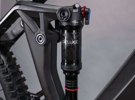 Bulls Sonic EVO AM3 Carbon 29/27,5* 750Wh 2022 - black/chrome