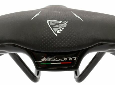 sedlo SELLE BASSANO Terra černé