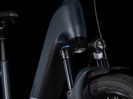 Cube Kathmandu Hybrid Comfort Pro, easy entry - night´n´chrome