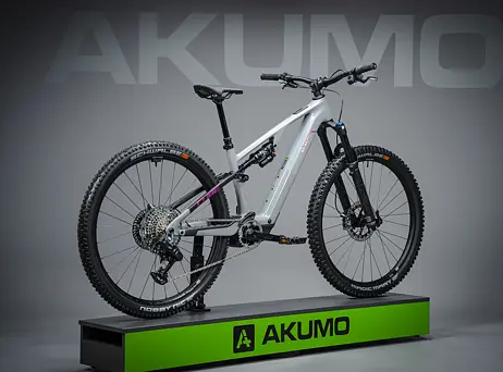 Cube AMS Hybrid ONE44 C:68X TM 400X 29 - swampgrey´n´purplereflex